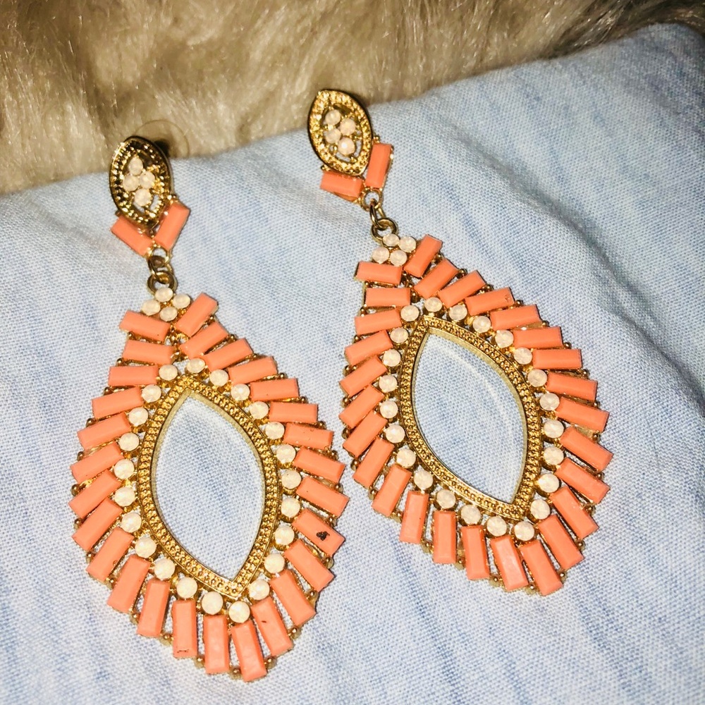 🌺 Orange Statement Earrings